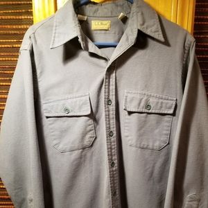 *Final Price Drop* L.L. Bean Casual button down